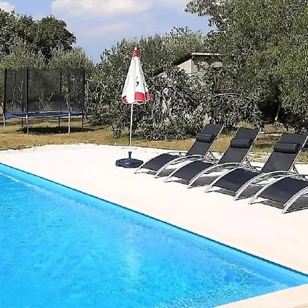 Semesterbostad Aqua Mit Pool Jadreški