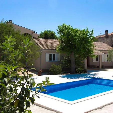Aqua Mit Pool