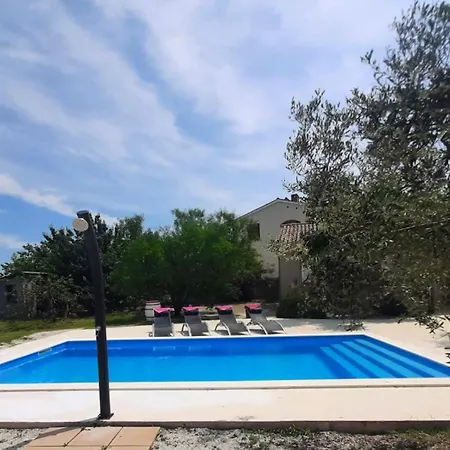 Aqua Mit Pool